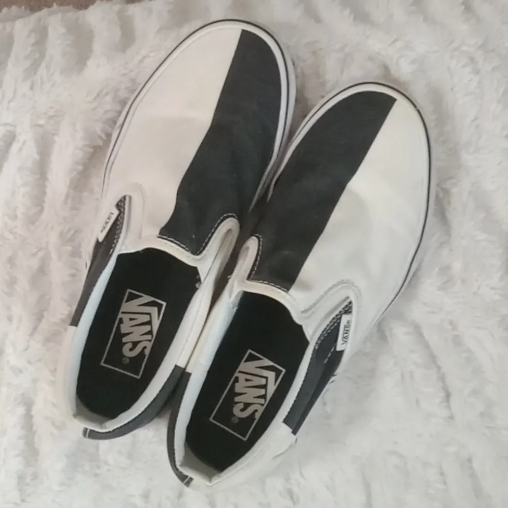 Vans black & white block slip-ons - Picture 5 of 10
